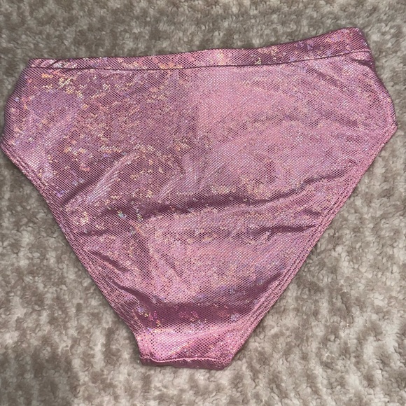 PINK Shimmer Rave Outfit Underboob top Cheeky Bottoms Mesh Skirt EDC - Picture 6 of 6